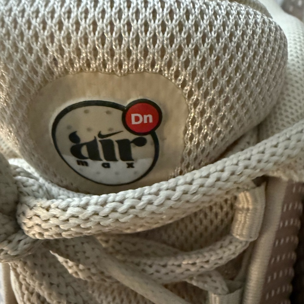 Women's Nike Air Max Dn Light Orewood Brown Black White Fj3145-101 Sz - Picture 3 of 8